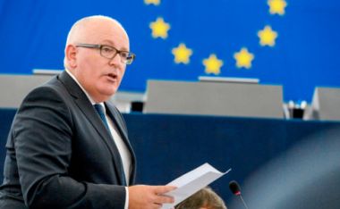 Image: Commission First Vice-President Frans Timmermans addresses the European Parliament on recent developments in Poland and their impact on fundamental rights, Strasbourg, France, 13 September 2016. © European Union