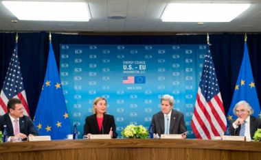 Image: Commission Vice-President Maroš Šefčovič, High Representative/Commission Vice-President Federica Mogherini, John Kerry, US Secretary of State, and Dr Ernest Moniz, US Secretary of Energy, at the US–EU Energy Council meeting at the State Department in Washington DC, United States, 4 May 2016. © European Union