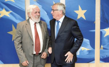 Image: Jean-Claude Juncker, President of the European Commission (right), receives a visit from Georges Dassis, President of the European Economic and Social Committee, Brussels, 26 September 2016. © European Union