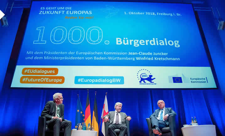Le président de la Commission, Jean-Claude Juncker, participe au 1 000<sup>e</sup> dialogue avec les citoyens, à Fribourg (Allemagne), le 1<sup>er octobre 2018.