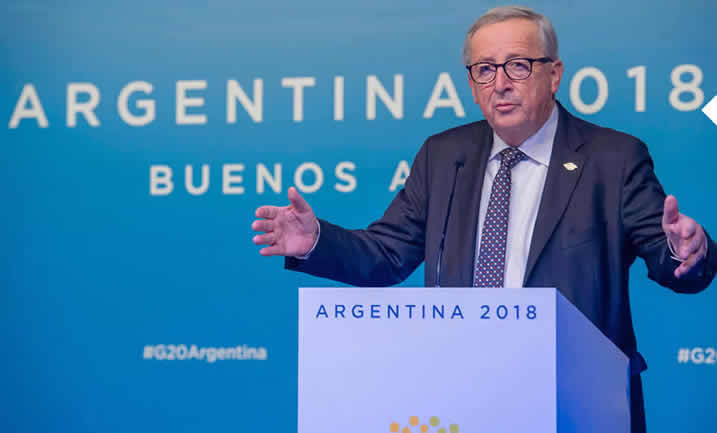 EU-kommissionens ordförande Jean-Claude Juncker håller ett tal om internationella handels- och skattesystem vid G20-mötet i Buenos Aires, Argentina, den 30 november 2018.